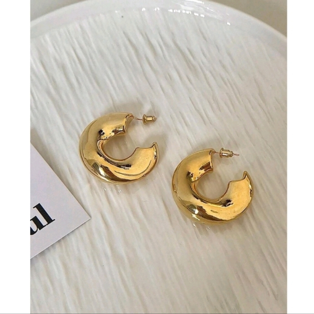 Anthropologie Abstract Minimalist Chunky Thick Open Hoop Gold Earrings - Picture 2 of 4